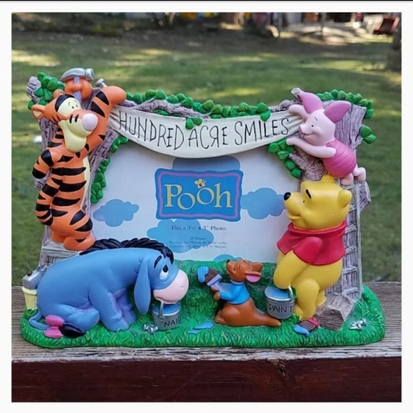 Disney Winnie Pooh and Friends Picture Photo Frame- Fits a 3.5" x 5" PHOTO - Picture 1 of 8